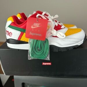 Supreme x Nike Air Cross Trainer 3 Low sneakers